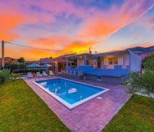 Croatia Splitsko-dalmatinska županija Kaštel Novi vacation rental compare prices direct by owner 4327733