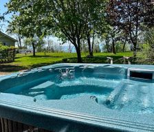 Canada Ontario Dashwood vacation rental compare prices direct by owner 1802992