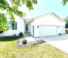 United States North Dakota West Fargo vacation rental compare prices direct by owner 24958856