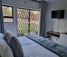 South Africa Gauteng Roodepoort vacation rental compare prices direct by owner 24369922