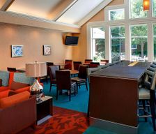 United States Illinois Waukegan vacation rental compare prices direct by owner 12853439