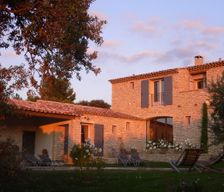 France Provence-Alpes-Côte d'Azur Gordes vacation rental compare prices direct by owner 33156046