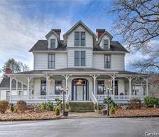 United States North Carolina Hendersonville vacation rental compare prices direct by owner 26553646