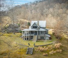 United States North Carolina Marshall vacation rental compare prices direct by owner 28619398