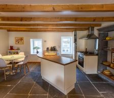 France Auvergne-Rhône-Alpes Charbonnières-les-Varennes vacation rental compare prices direct by owner 27854521