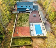 United States Pennsylvania Long Pond vacation rental compare prices direct by owner 32278671