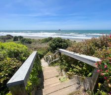 United States California Smith River vacation rental compare prices direct by owner 28485156