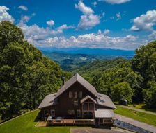 United States North Carolina Marshall vacation rental compare prices direct by owner 26601868