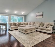 United States New York Rochester vacation rental compare prices direct by owner 27286115