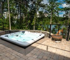 United States South Carolina Seneca vacation rental compare prices direct by owner 26406676