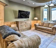 United States Utah Sandy vacation rental compare prices direct by owner 27260028