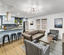 United States Texas Bryan vacation rental compare prices direct by owner 27328228