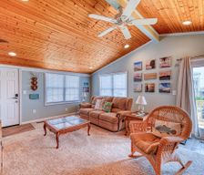 United States North Carolina Surf City vacation rental compare prices direct by owner 27975479