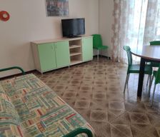 Italy Friuli-Venezia Giulia Lignano Sabbiadoro vacation rental compare prices direct by owner 4532297