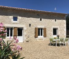 France Nouvelle-Aquitaine Chauvigny vacation rental compare prices direct by owner 27088265