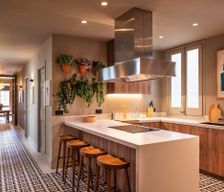 Spain Catalunya Barcelona vacation rental compare prices direct by owner 29387545