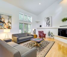 United States Indiana Granger vacation rental compare prices direct by owner 27250767