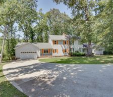 United States South Carolina Seneca vacation rental compare prices direct by owner 27257814