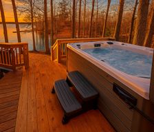 United States North Carolina Mooresville vacation rental compare prices direct by owner 29990151