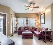 United States Texas New Braunfels vacation rental compare prices direct by owner 29434310