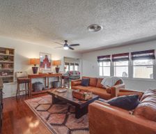 United States Texas Lubbock vacation rental compare prices direct by owner 27168106