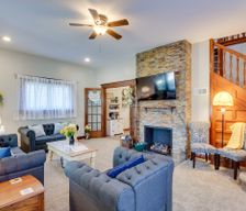 United States Kansas Chanute vacation rental compare prices direct by owner 28574468