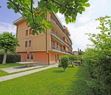 Italy Lombardia Sirmione vacation rental compare prices direct by owner 33205970