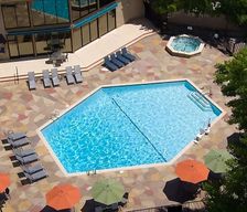United States California Redding vacation rental compare prices direct by owner 9485554