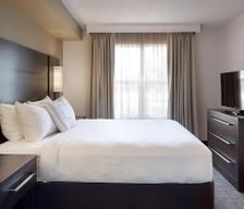 United States California Fresno vacation rental compare prices direct by owner 33213399