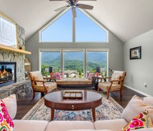 United States North Carolina Waynesville vacation rental compare prices direct by owner 27915227