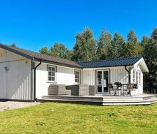 Sweden Västra Götaland HÅCKSVIK vacation rental compare prices direct by owner 25279798