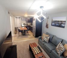 United States  Pontiac vacation rental compare prices direct by owner 26525708