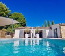 France Provence-Alpes-Côte d'Azur Oppède vacation rental compare prices direct by owner 33349106