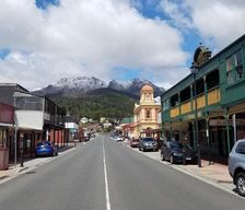 Australia Tasmania Queenstown vacation rental compare prices direct by owner 26247745