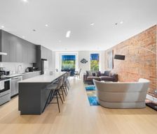 Canada Quebec Montréal vacation rental compare prices direct by owner 24926893