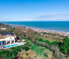 Italy Abruzzo Silvi Paese vacation rental compare prices direct by owner 29874757