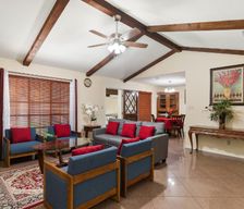 United States  McAllen vacation rental compare prices direct by owner 4542631