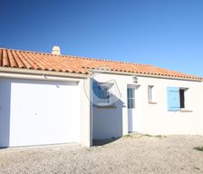 France Pays de la Loire Saint-Vincent-sur-Jard vacation rental compare prices direct by owner 3890395
