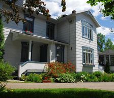 Canada Quebec Saint-Joseph-de-la-Rive vacation rental compare prices direct by owner 19271094