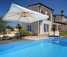 Croatia Istria (county) Rovinjsko Selo vacation rental compare prices direct by owner 6735240