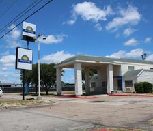 United States Texas Waco vacation rental compare prices direct by owner 15068189