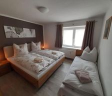 Germany Saxony Crostwitz vacation rental compare prices direct by owner 26842842
