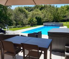 France Brittany Saint-Jean-la-Poterie vacation rental compare prices direct by owner 14120735