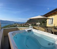 Italy Lombardy Tignale vacation rental compare prices direct by owner 3980917