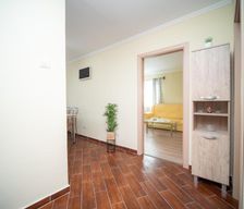 Romania Caraş-Severin Oţelu Roşu vacation rental compare prices direct by owner 14807906