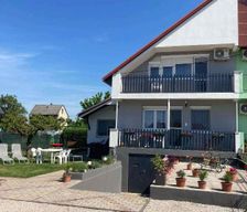 Hungary Balaton Gyenesdiás vacation rental compare prices direct by owner 4033096