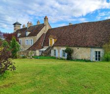 France Nièvre Vielmanay vacation rental compare prices direct by owner 33347889