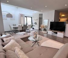 France Pays de la Loire Arnage vacation rental compare prices direct by owner 26671357