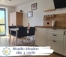 Poland Pomerania Gowidlino vacation rental compare prices direct by owner 27016673