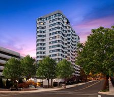 United States New York White Plains vacation rental compare prices direct by owner 12768257